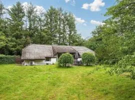 8 person holiday home in Oksbøl-By Traum