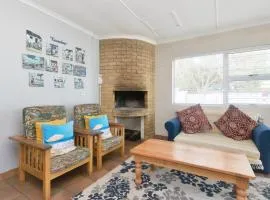 Etna Flat In Arniston