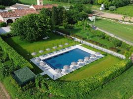 Tenuta Le Sorgive Agriturismo, hotel v destinaci Solferino