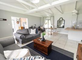 Modern 3 bedroom in the heart of PE, hotel a Lorraine