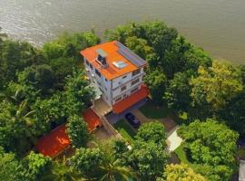 Tranquility Holiday Home, hotel v destinaci Balapitiya