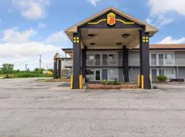 Super 8 by Wyndham Millbury/Toledo