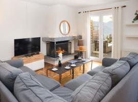 Chalet Chalet La Délège by Interhome, ξενοδοχείο σε Crans-Montana