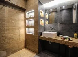 NEW COZY home ATHENS heart KYPSELI !