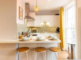 Old Town Trinity Apt No 3 By Adliv