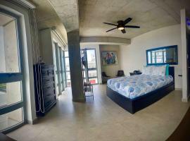 Spacious Loft-sea View By Stay Here Pr, hotel in San Juan