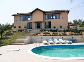 La Villa Casa