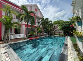 Red House Homestay - Villa, guest house in Hoi An