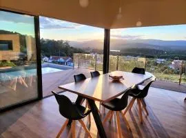 Villa Amores Riverview - Your Scenic Getaway - uChill