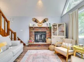 15 Mi to Ski Resort Home with Fire Pit in Tobyhanna