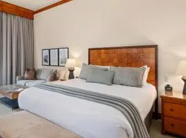 343 Studio NATIONAL 3rd Floor Pool & Mountain Views By Stowe Mountain Rentals