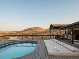 Cloud Canyon spacious secluded oasis w pool