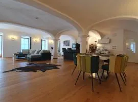 Ferienwohnung mit Alpenblick - Kufstein Suite am Simssee