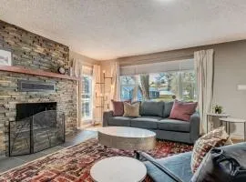 Blackstone Trails Downtown w BBQ & Fire Pit