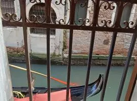 Ca Del Gambero Canal View