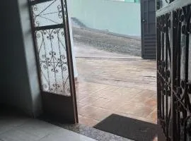 Casa Alceste - próxima ao Centro Histórico - 10 min a pé - E com garagem