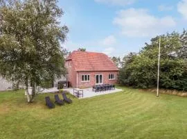 Beautiful Home In Varde With Kitchen