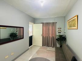 Yna's Place - Calapan City Staycation, hotel in Calapan