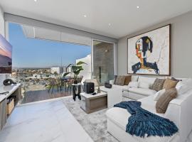 Luxury Apartment with Pool and Jacuzzi on Terrace in M&eacute;dano，卡波聖盧卡斯的有熱水按摩池的飯店