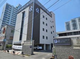 Calm Rest Hotel Masan, hotel a Changwon