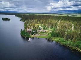 Escott Bay Resort, hotel v destinaci Anahim Lake