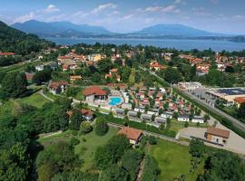 Solcio Village, hotel v mestu Lesa