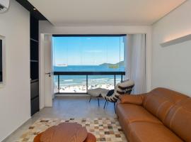 Requinte com Vista Mar na Av. Atl&acirc;ntica P2178, Hotel in Balne&aacute;rio Cambori&uacute;