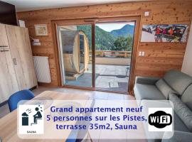 Dans résidence neuve LE SNOW ROC sur les pistes, grand studio cosy 5 pers avec terrasse panoramique, SAUNA, WIFI