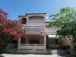 Apartmani CRYSTAL Vir