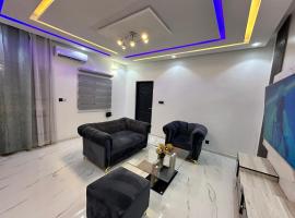 Appartement luxueux meublé Aeroport, hotel con bañera de hidromasaje en Lomé