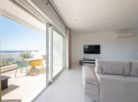 Porto de Mos 69 by Destination Algarve