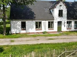 Ferienwohnung "Deichblick" Ruheoase für Naturliebhaber und Radfahrer in Katingsiel