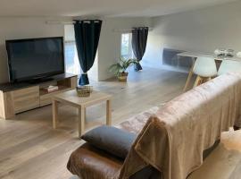 Joli petit appartement, hotel in Eymet
