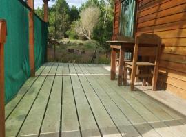 Chalets rustiques en pleine nature, L'ARCHIPEL, cabin in Punta Del Diablo