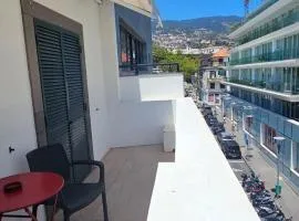 Canavial Terrace@Heart of Funchal
