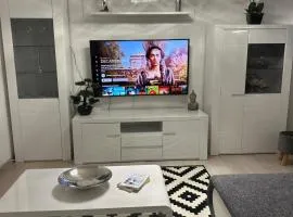 Complex Apartment - Self Check-in 24h