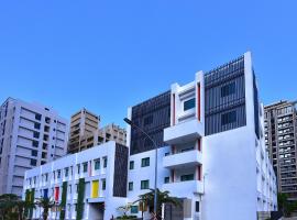 新城九八精緻旅館, hotel com banheiras de hidromassagem em Wugu