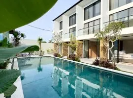The R Apartment Pererenan