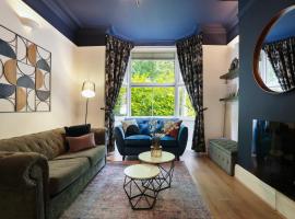 3 bed city centre, FREE parking, Contractors, Long Stays