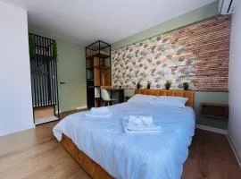 Moxa Residence