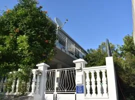 Holiday house Suzana