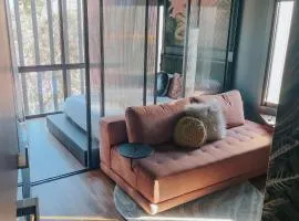 Green Rooms Braddon - Themed Micro Apartments in Canberra's Trendiest Neighborhood