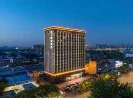 Mehood Lestie, Nantong Haimen West Renmin Road