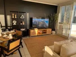 Surfers Paradise - 2B 2bath Oceanview apartment