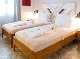 POM Alaçatı Boutique Otel