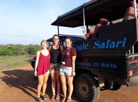White House Safari Cottage, hotel in Udawalawe