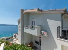 Sea view Apartment Livia