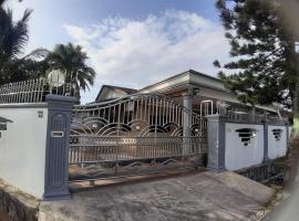 The Crown Homestay, hôtel à Johor Bahru
