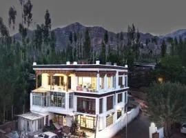 Semskit Guest House