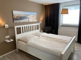 All-In Apartments in Fischeln mit Gartenblick, nähe Düsseldorf - Messe - Airport - HELIOS, hotel in Krefeld